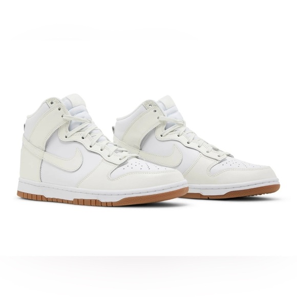 Nike Shoes - Nike Women's Dunk High Retro Casual Sneakers DD 1869 White Size 6 EUC